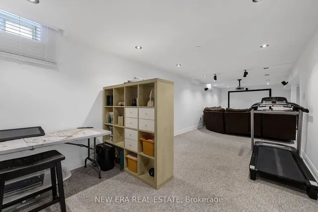 Additional image 37 of 2911 Addison St