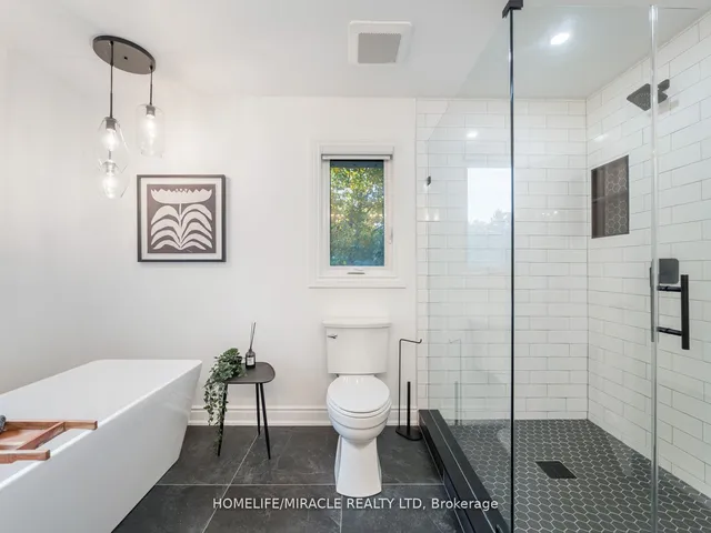 Additional image 20 of 521 Oneida Dr