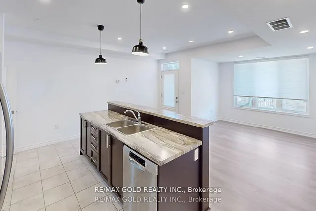 Additional image 9 of 445 Ontario St Unit 109