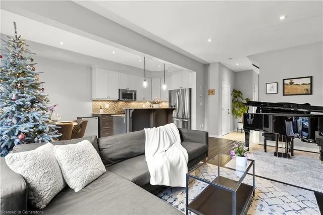 Additional image 12 of 170 Palacebeach Trail Unit 37