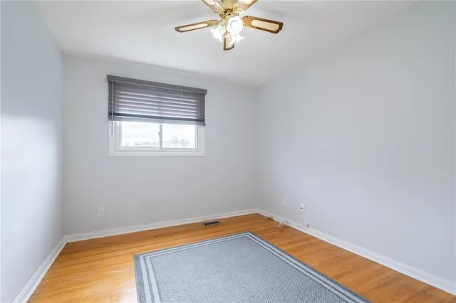 Additional image 20 of 2024 CHEVIOT Crt