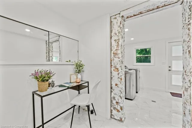 Additional image 30 of 89 Lynden Rd