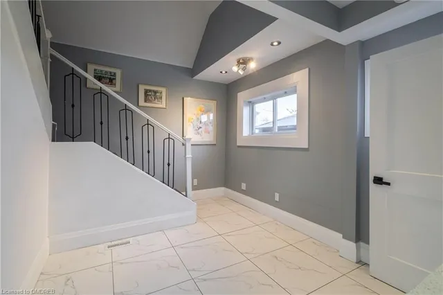 Additional image 22 of 55 Allan Ave