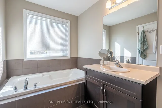 Additional image 26 of 42 Oakhaven Pl