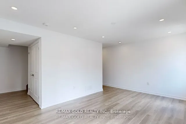 Additional image 18 of 445 Ontario St Unit 109