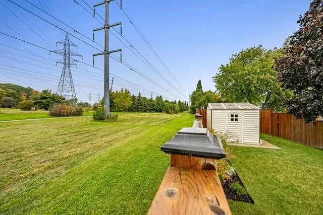 Additional image 46 of 1523 RUSHOLME Cres