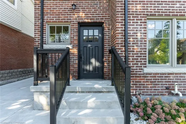 Additional image 5 of 100 Kensington Ave