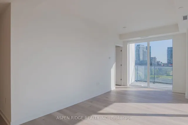 Additional image 5 of 9 TECUMSETH St Unit 721