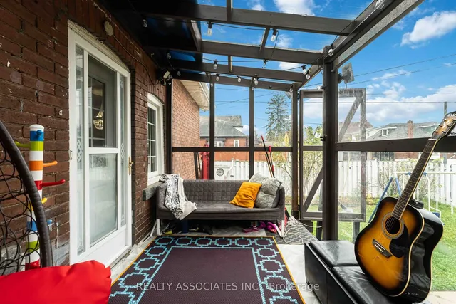 Additional image 29 of 49 Connaught Ave