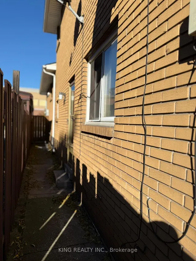 Additional image 23 of 98 FERGUSON Ave