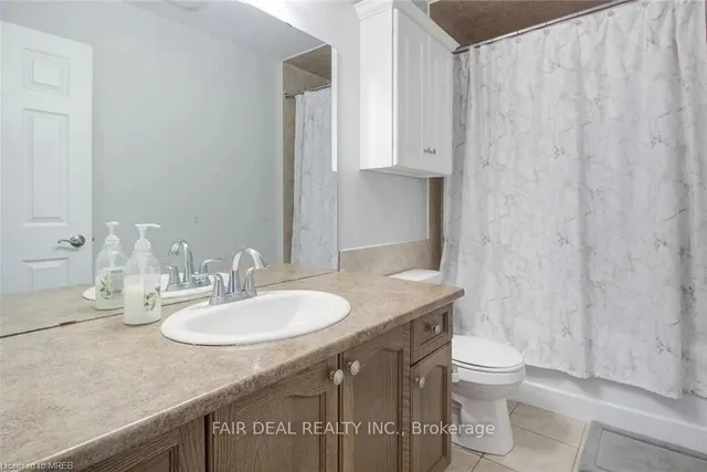 Additional image 32 of 147 Pelech Cres