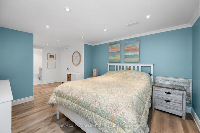 Additional image 31 of 185 Central Dr