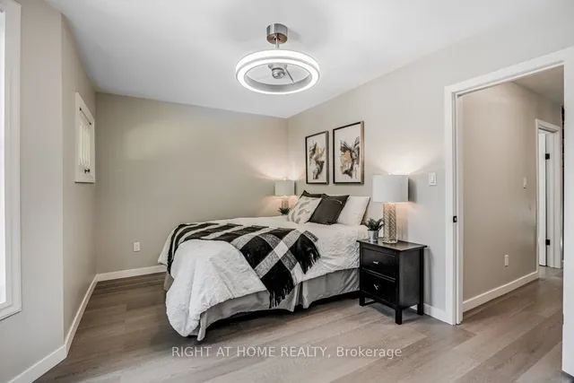 Additional image 15 of 35 Lorne Ave