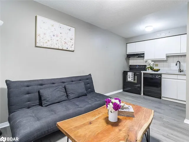 Additional image 9 of 36 James St Unit 303