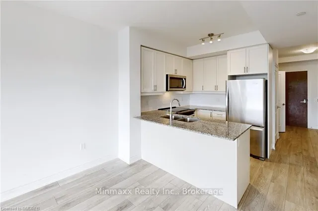 Additional image 11 of 1050 MAIN STREET EAST Unit 509