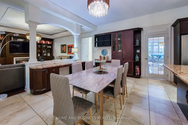 Additional image 15 of 15 Donatello Crt