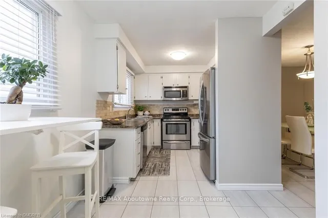 Additional image 13 of 11 HARRISFORD St Unit 100