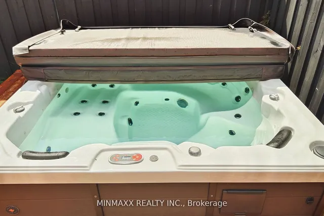 Additional image 34 of 1052 Haxton Hts