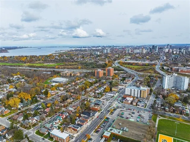 Additional image 40 of 1 South Oval