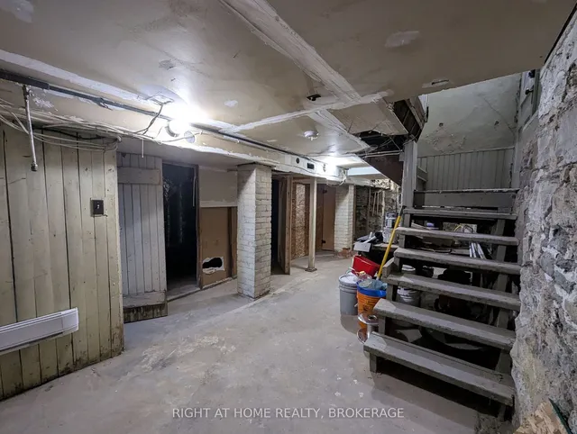 Additional image 28 of 113 Wellington St