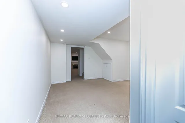 Additional image 36 of 311 ANDREWS Tr