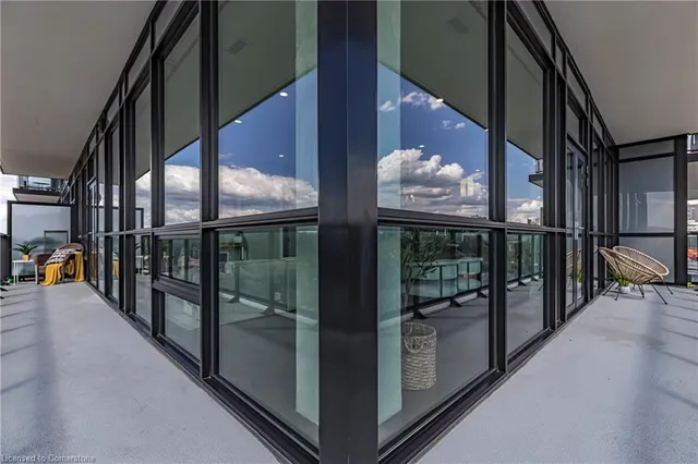 Additional image 38 of 101 Locke St Unit 504