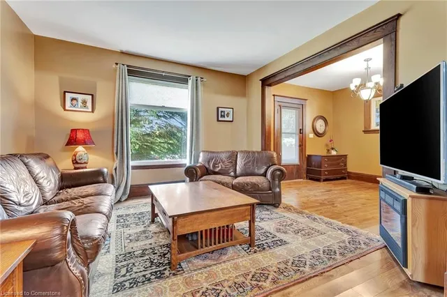 Additional image 18 of 2038 Governors Rd