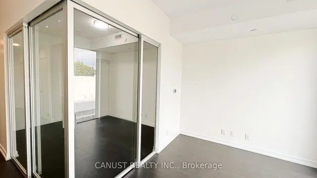 Additional image 7 of 2020 Bathurst St Unit 526
