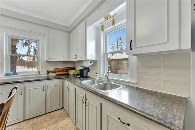 Additional image 11 of 25 Barnabas St