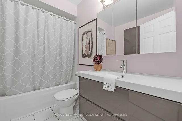 Additional image 18 of 20 Meadowlands Blvd Unit 24