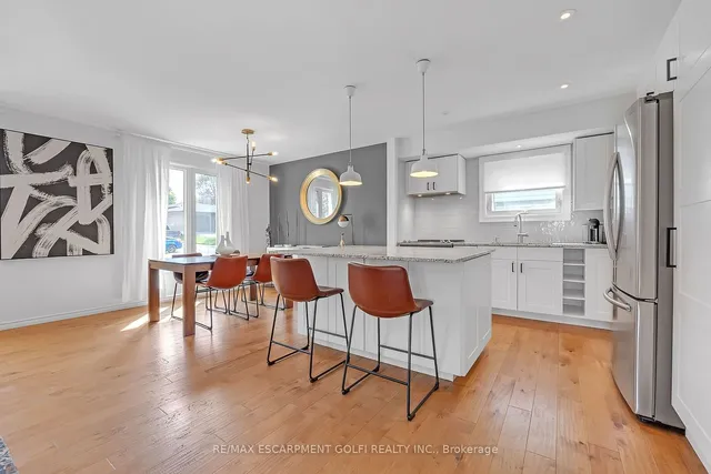 Additional image 6 of 98 FORESTGATE Dr