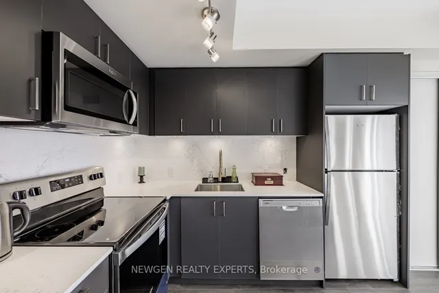 Additional image 7 of 8010 Derry Rd Unit TH 105