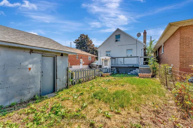 Additional image 31 of 2009 Brampton St