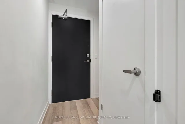 Additional image 6 of 5230 Dundas St Unit 331