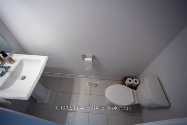 Additional image 18 of 4 Could Lane