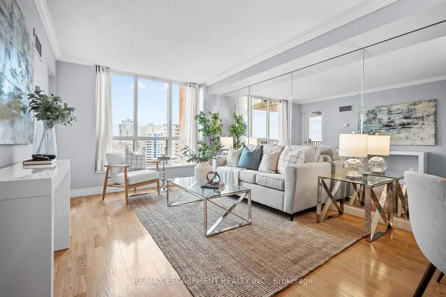 Additional image 5 of 442 Maple Ave Unit 1103