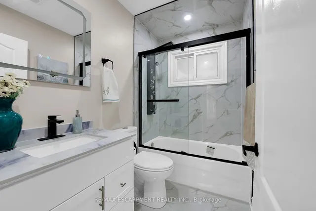 Additional image 11 of 67 Glendee Rd