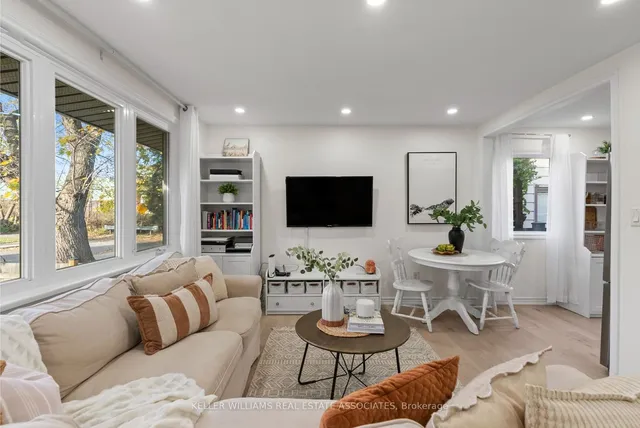 Additional image 5 of 404 Tragina Ave