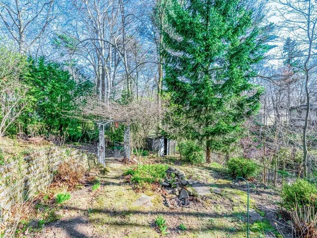 Additional image 31 of 804 Shadeland Ave