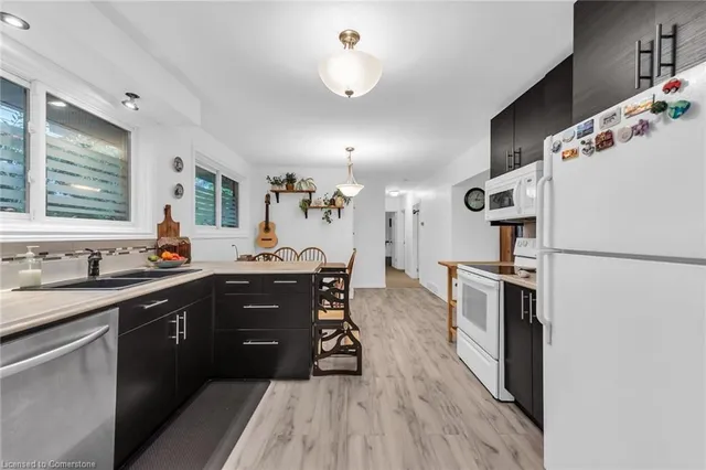 Additional image 15 of 5 Burrwood Dr