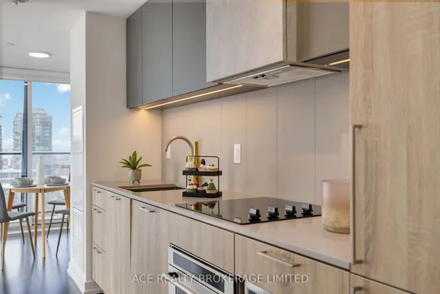 Additional image 8 of 19 Western Battery Rd Unit 2607