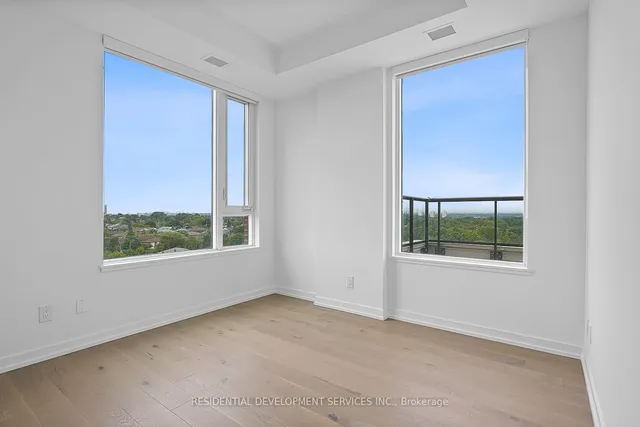 Additional image 19 of 3100 Keele St Unit 819