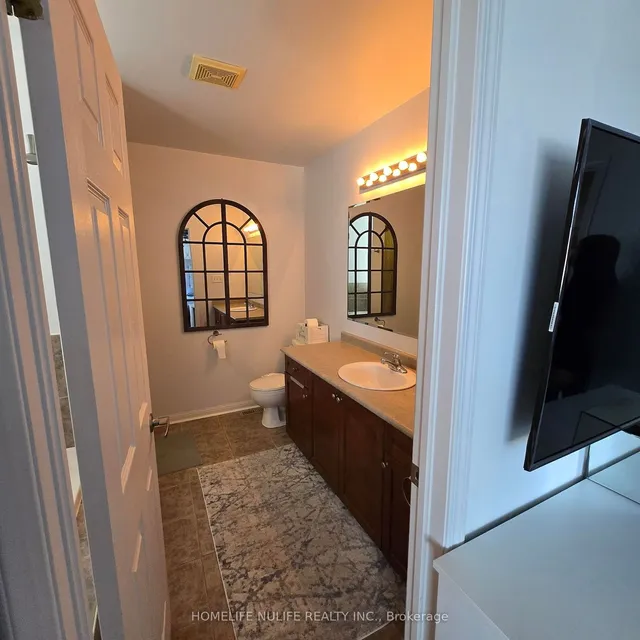 Additional image 15 of 1062 Clark Blvd