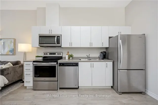 Additional image 7 of 716 MAIN STREET EAST Unit 1109