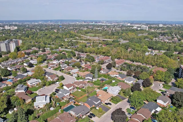 Additional image 40 of 207 Montmorency Dr