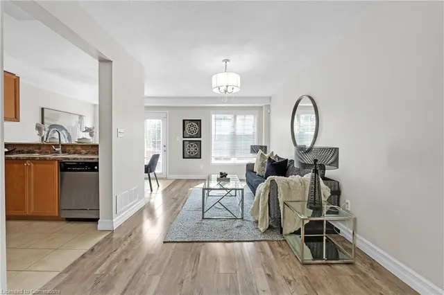 Additional image 9 of 151 Green Rd Unit 12