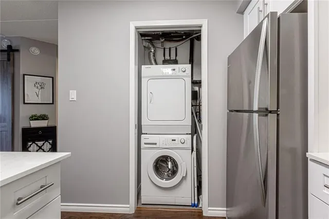 Additional image 12 of 2010 CLEAVER Ave Unit 103