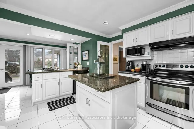 Additional image 31 of 481 Townsend Ave