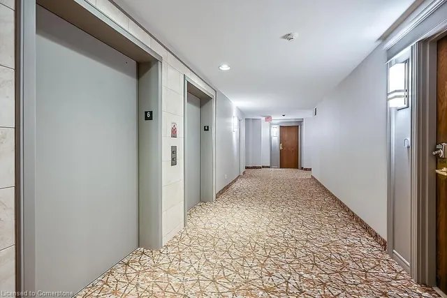 Additional image 34 of 3000 Creekside Dr Unit 601