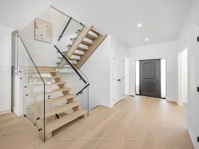 Additional image 26 of 974 North Shore Blvd